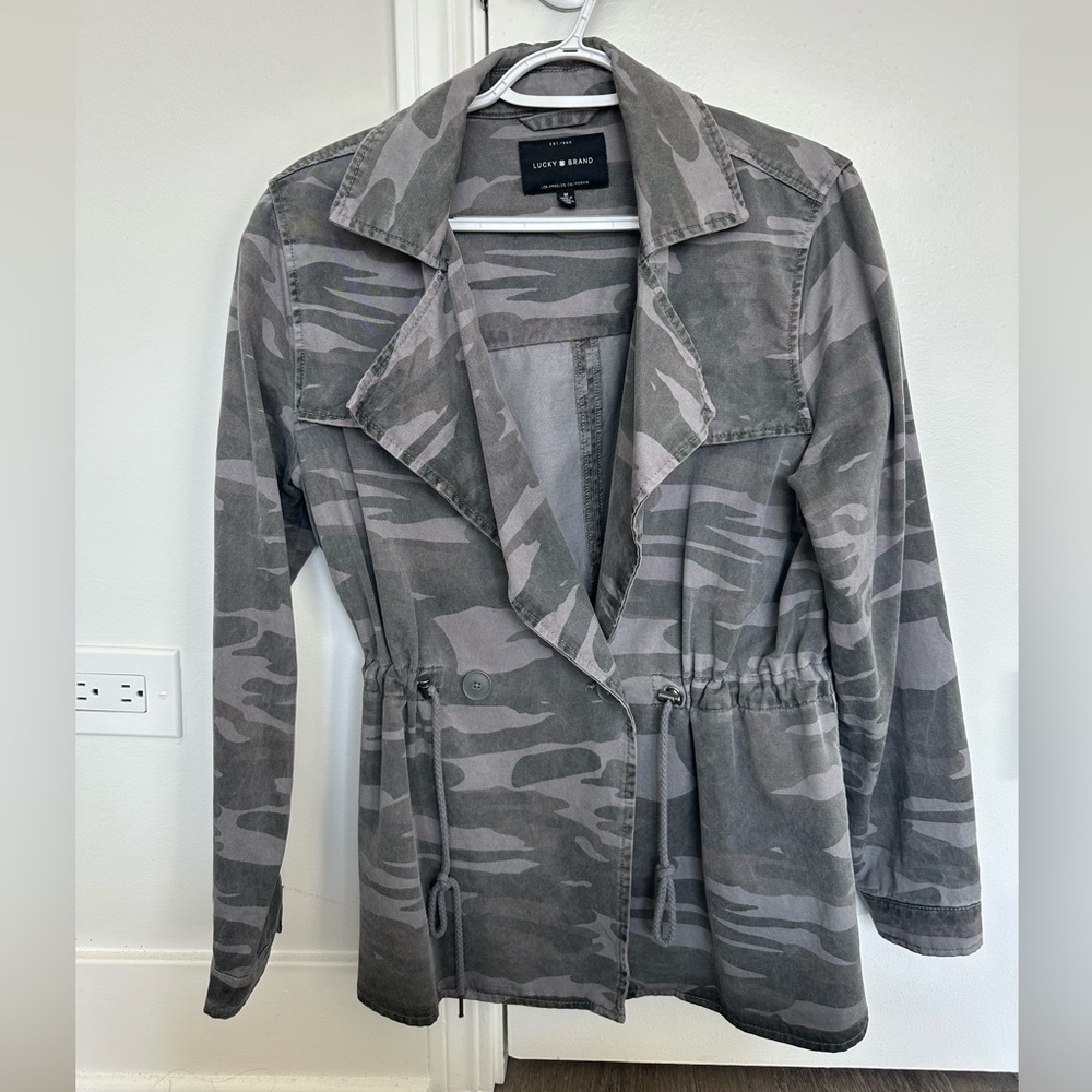 Lucky Brand Gray Camouflage Women's Jacket